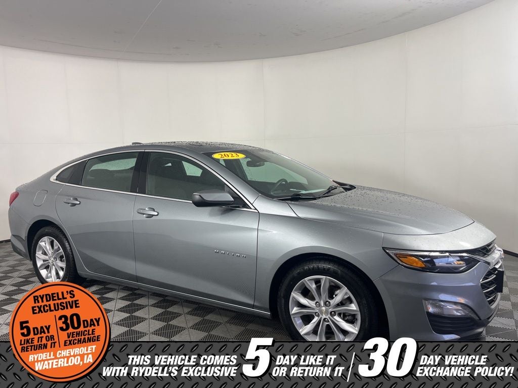1G1ZD5ST4PF251572