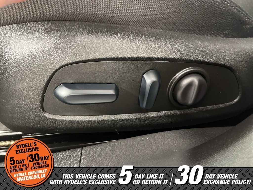 2025 Chevrolet Malibu 1LT - Photo 23