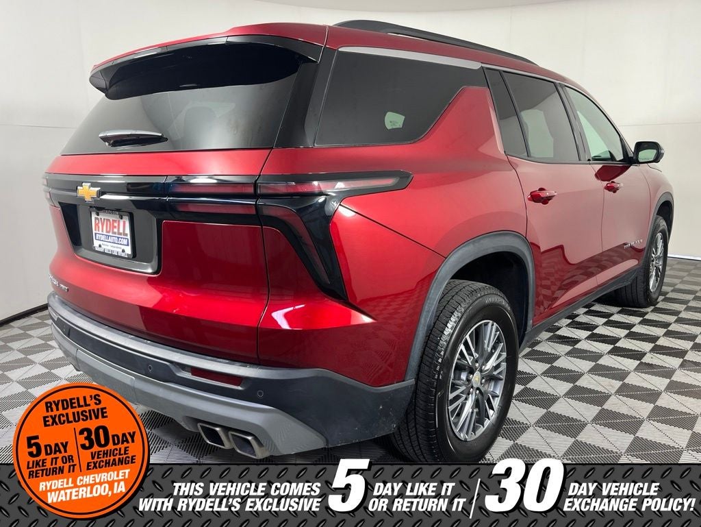 2025 Chevrolet Traverse LT