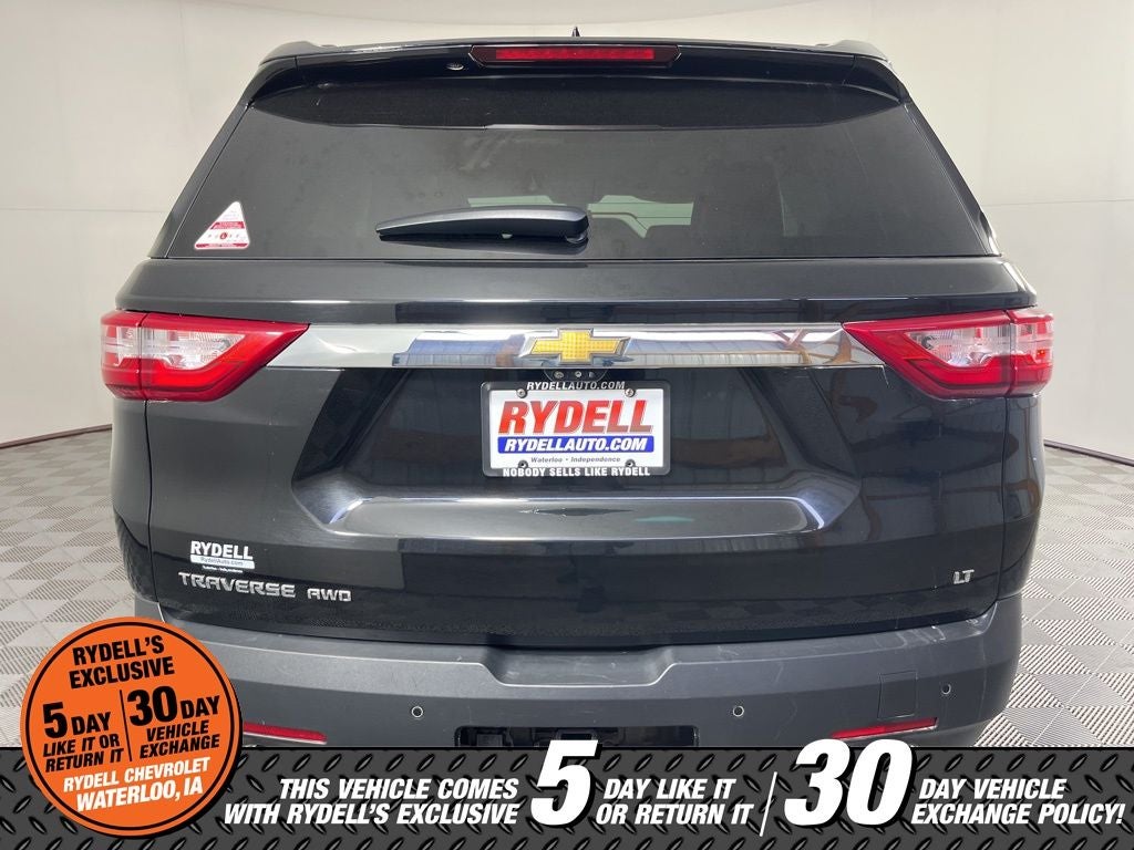 2021 Chevrolet Traverse LT Leather
