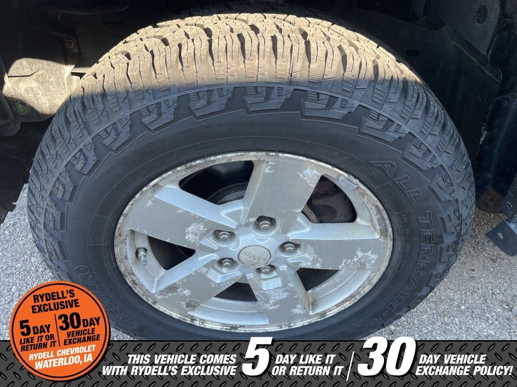 2008 Jeep Commander Sport