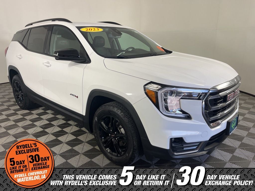 2023 GMC Terrain AT4 AWD's photo