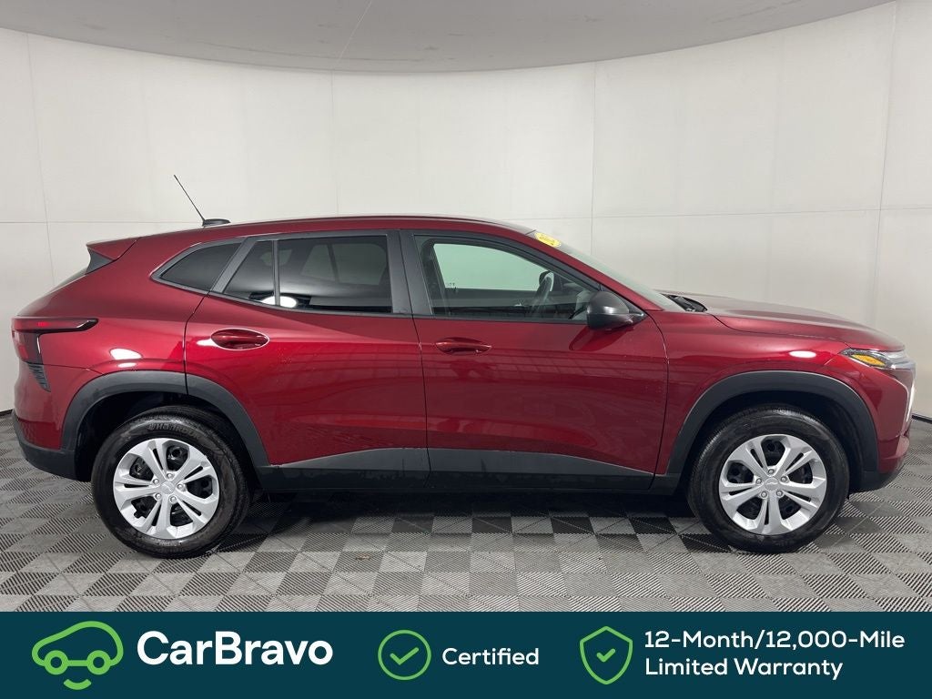 2025 Chevrolet Trax LS