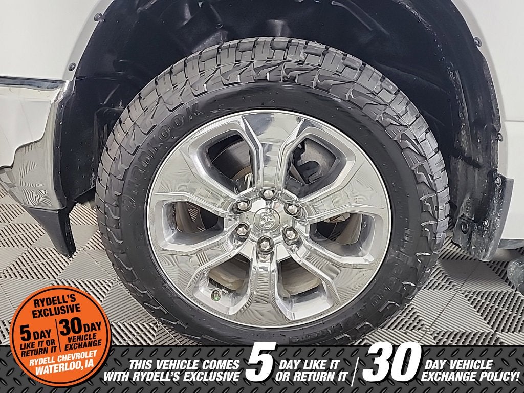 2022 RAM 1500 Big Horn Crew Cab 4x4 5'7" Box