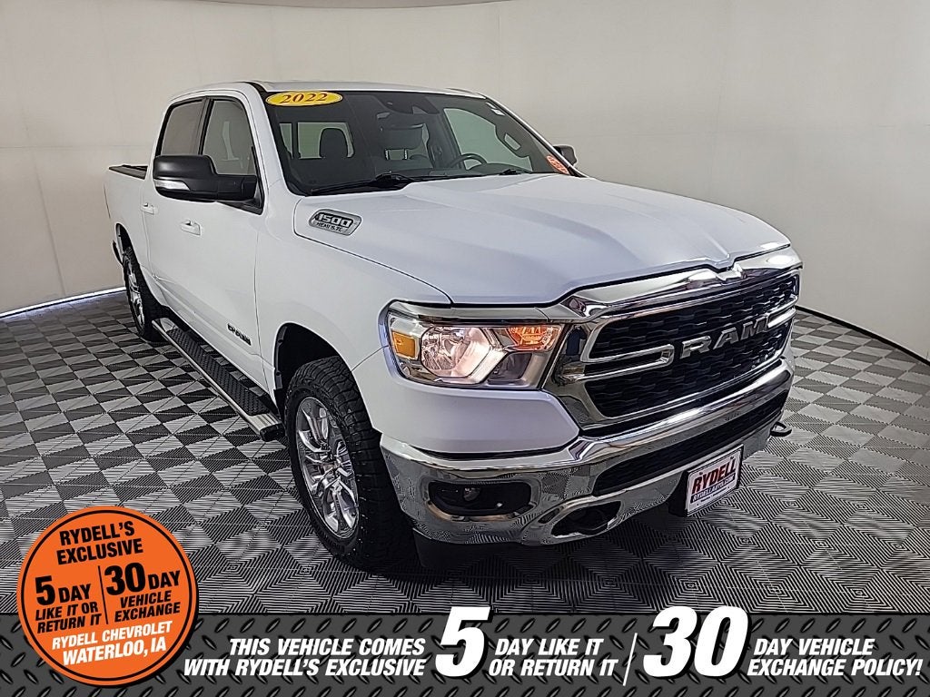 2022 RAM 1500 Big Horn Crew Cab 4x4 5'7" Box