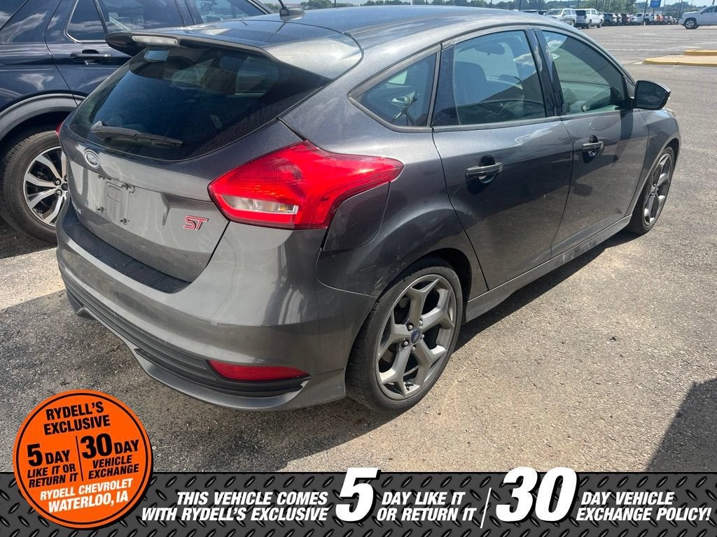 2017 Ford Focus ST ST