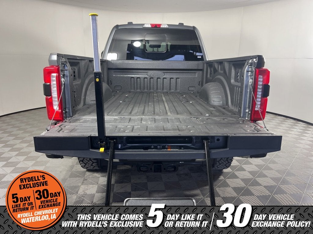 2025 Ford F-350 LARIAT