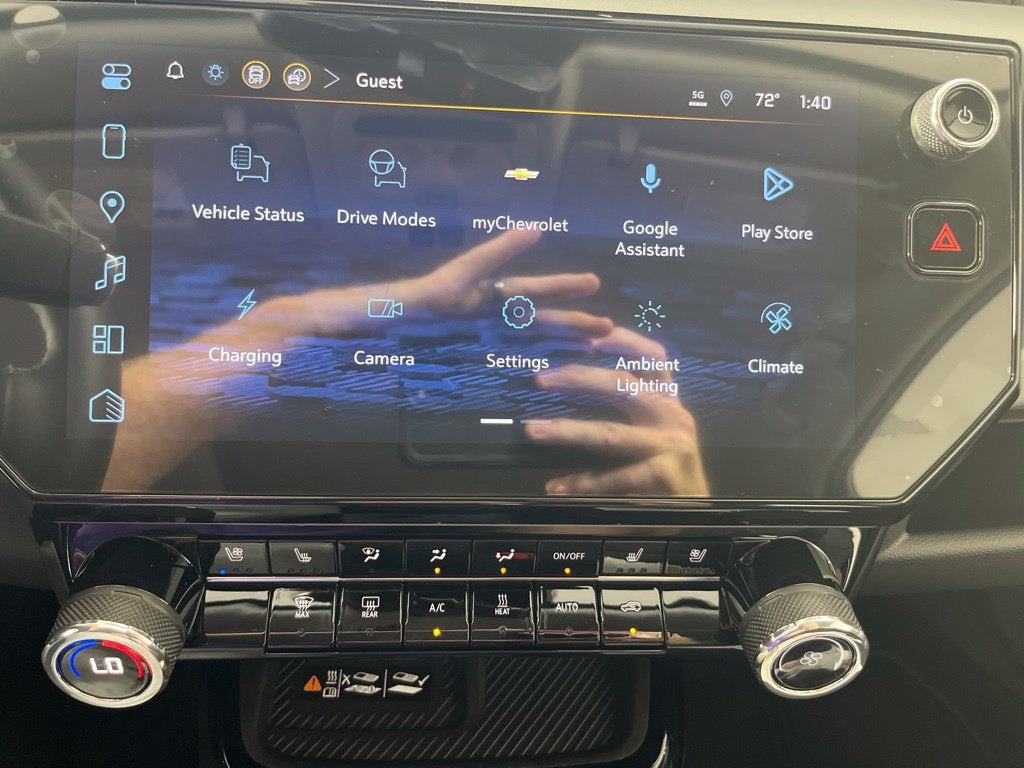 2027 Chevrolet Bolt RS - Photo 28