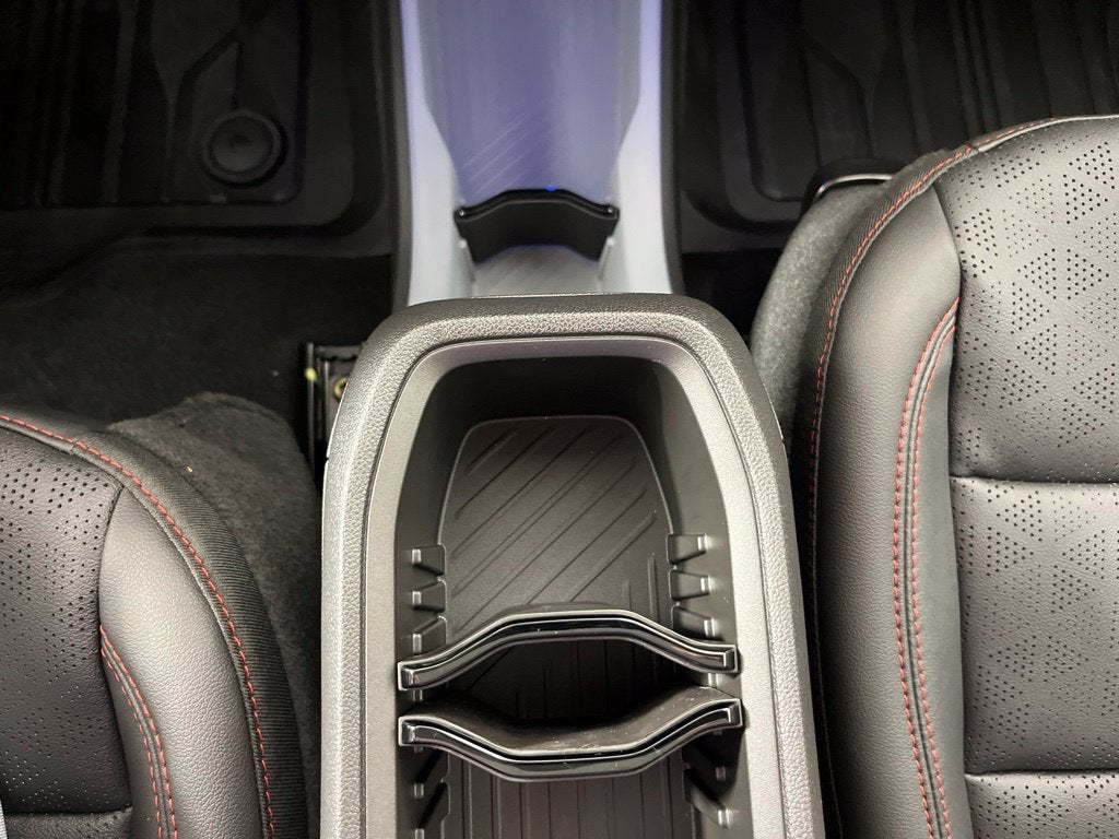 2027 Chevrolet Bolt RS - Photo 32