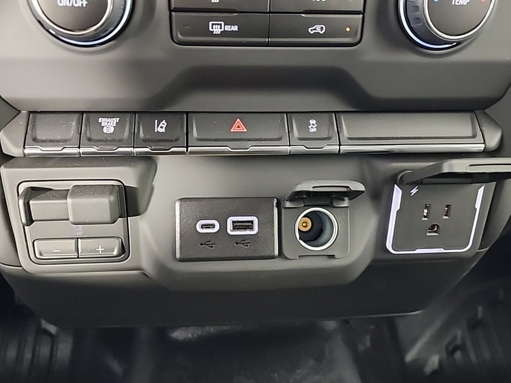 2025 Chevrolet Silverado 3500 HD Chassis Cab Work Truck