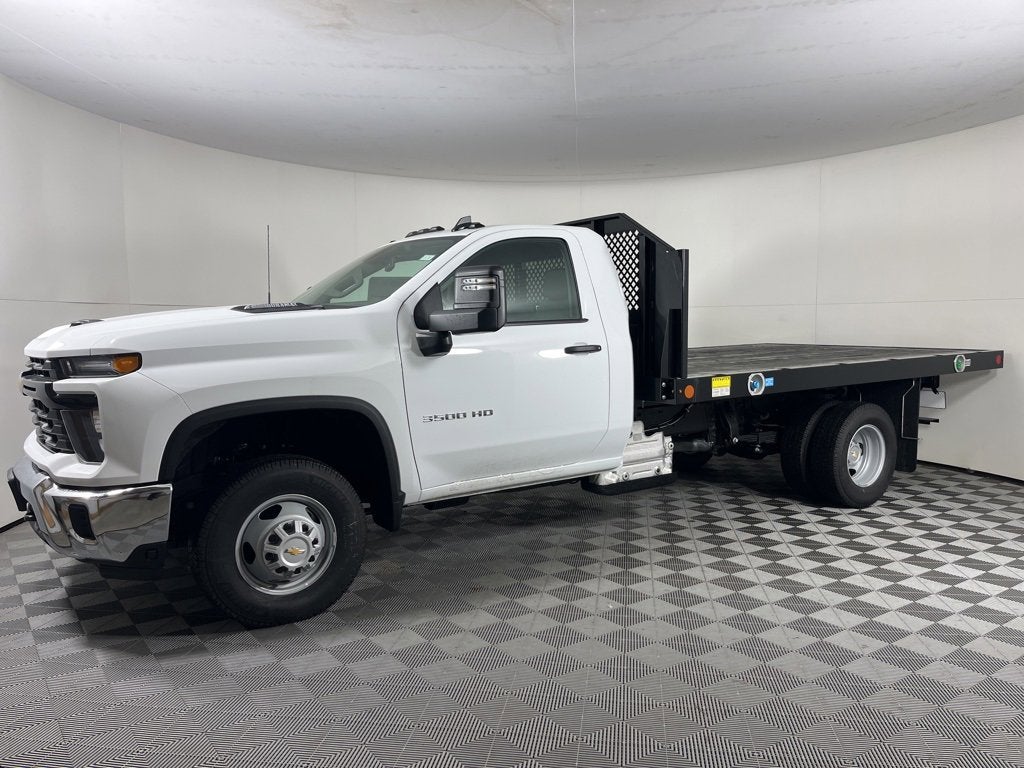 2025 Chevrolet Silverado 3500 HD Chassis Cab Work Truck