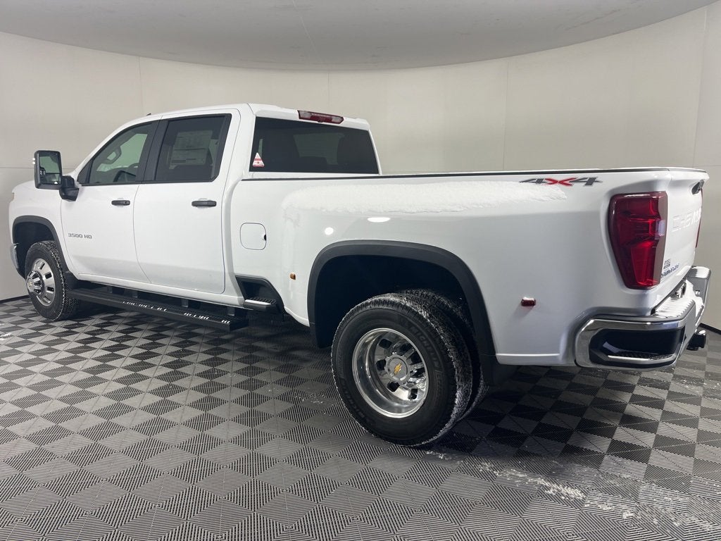 2026 Chevrolet Silverado 3500 HD WT DRW