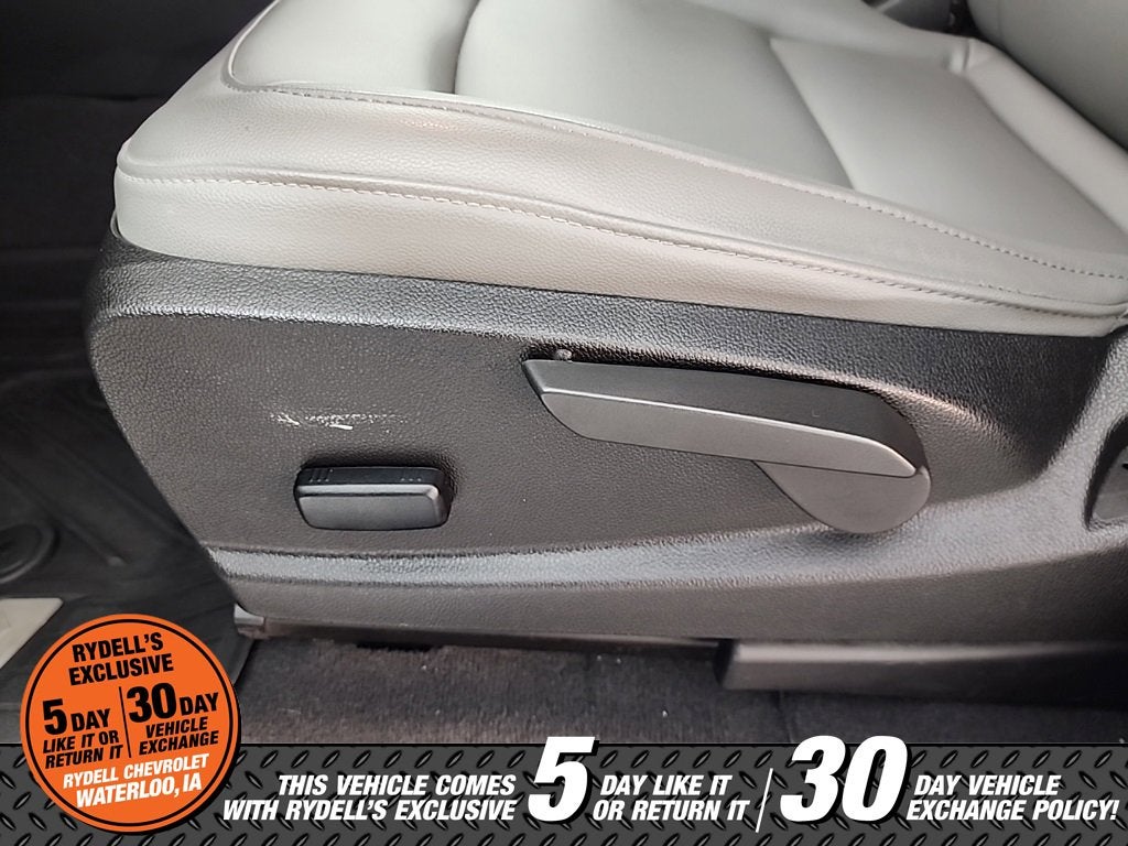 2022 Chevrolet Colorado WT