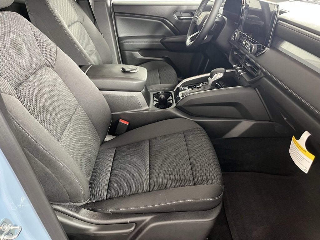 2025 Chevrolet Colorado WT/LT