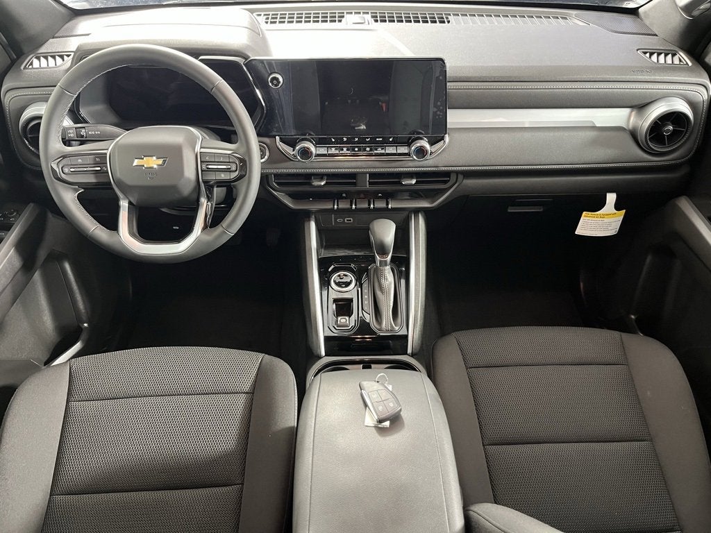 2025 Chevrolet Colorado WT/LT