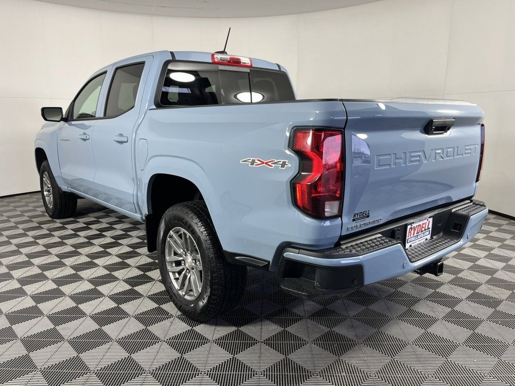 2025 Chevrolet Colorado WT/LT