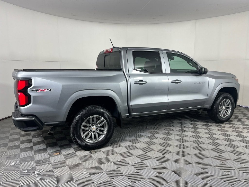 2025 Chevrolet Colorado WT/LT