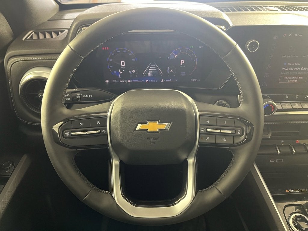 2025 Chevrolet Colorado WT/LT