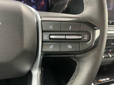 2025 Chevrolet Colorado WT/LT