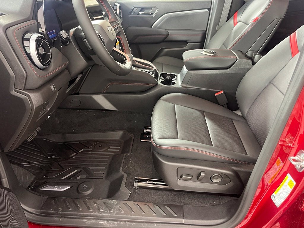 2026 Chevrolet Colorado Z71 - Photo 17