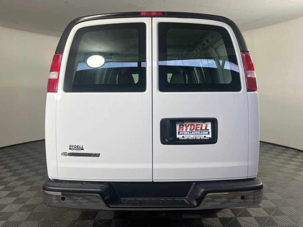 2026 Chevrolet Express Cargo WT