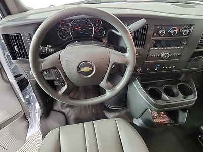 2025 Chevrolet Express Cargo 3500 WT