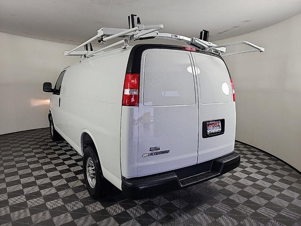 2025 Chevrolet Express Cargo 3500 WT