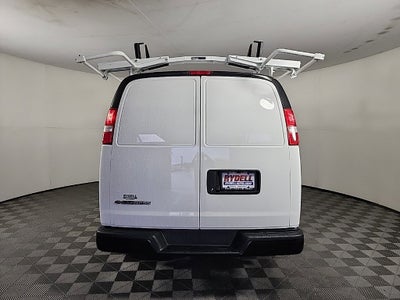 2025 Chevrolet Express Cargo 3500 WT