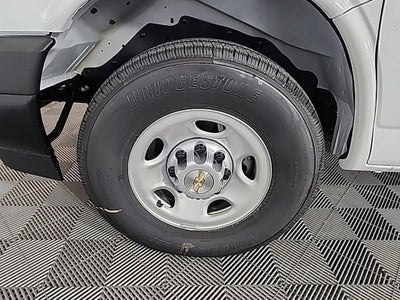 2025 Chevrolet Express Cargo 3500 WT