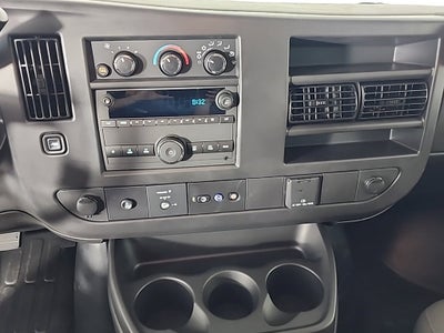 2025 Chevrolet Express Cargo 3500 WT