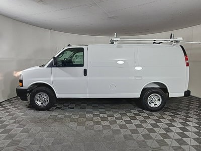 2025 Chevrolet Express Cargo 3500 WT