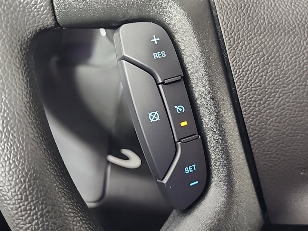 2025 Chevrolet Express Cargo 3500 WT