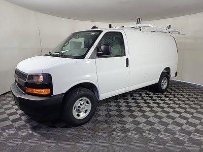 2025 Chevrolet Express Cargo 3500 WT