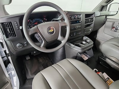 2025 Chevrolet Express Cargo 3500 WT