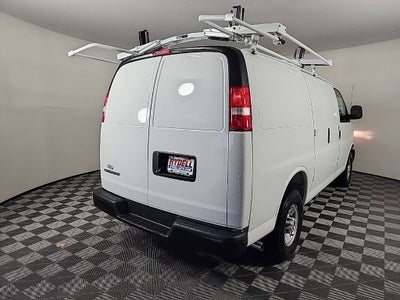 2025 Chevrolet Express Cargo 3500 WT