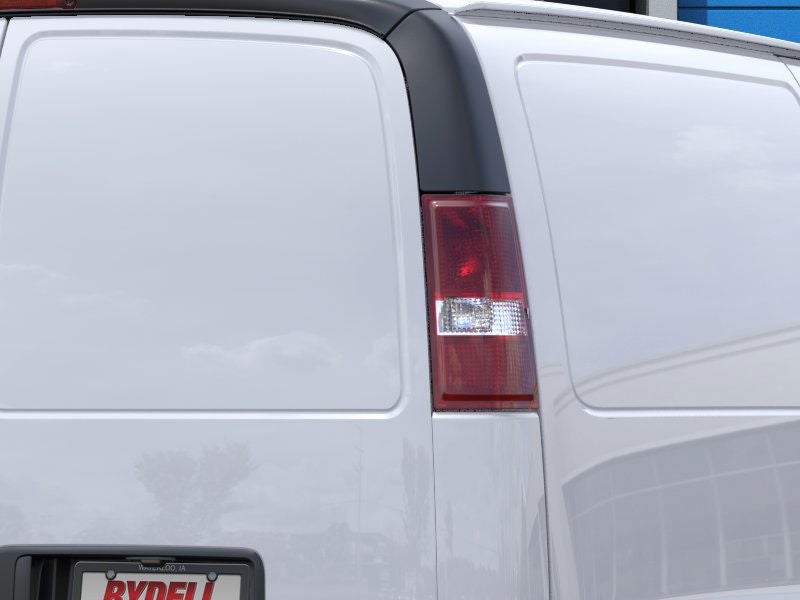 2025 Chevrolet Express Cargo 3500 WT