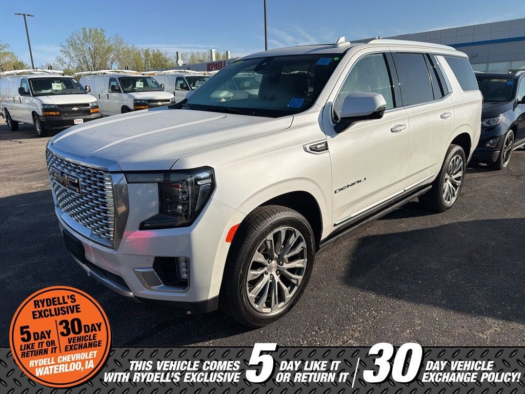 2021 GMC Yukon 4WD Denali's photo