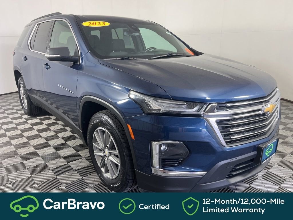 2023 Chevrolet Traverse LT Cloth