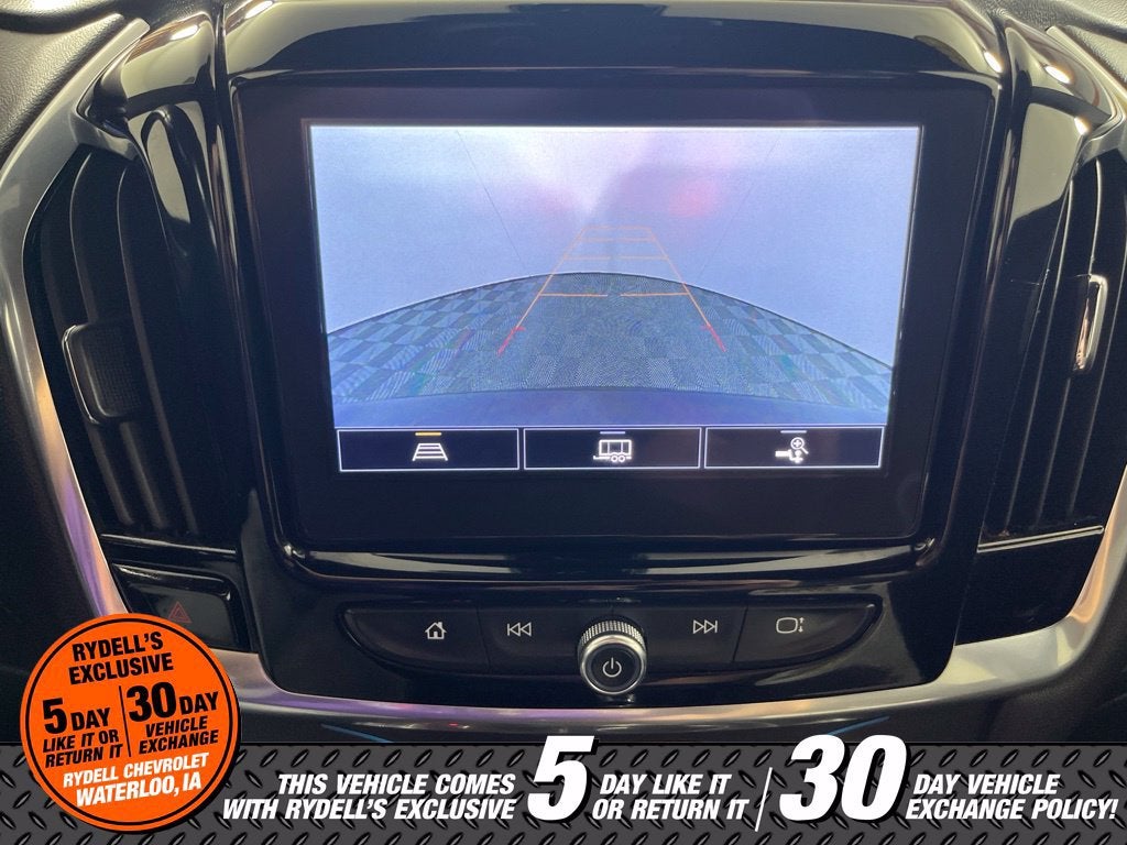 2022 Chevrolet Traverse LT Cloth