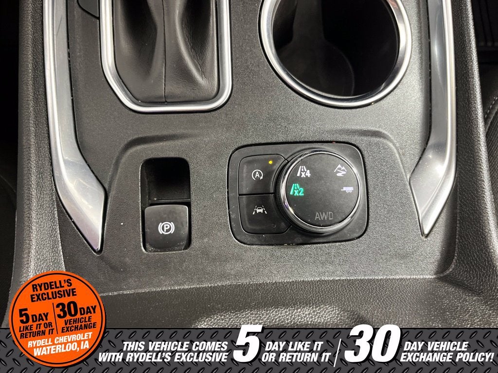 2022 Chevrolet Traverse LT Cloth