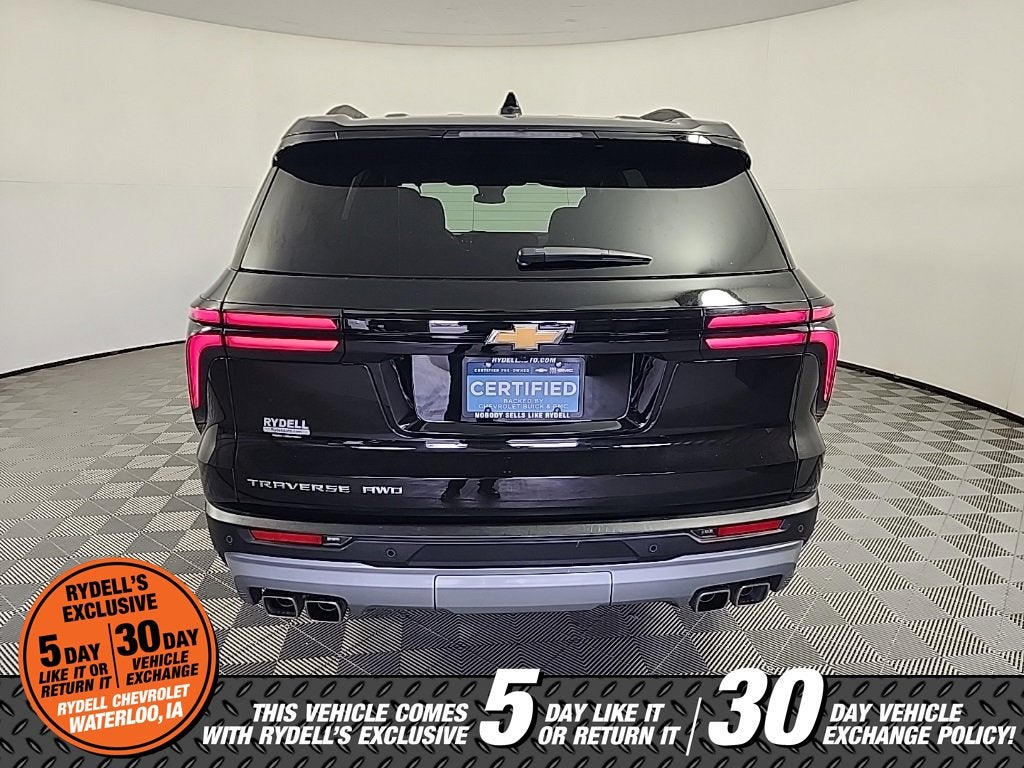 2025 Chevrolet Traverse LT