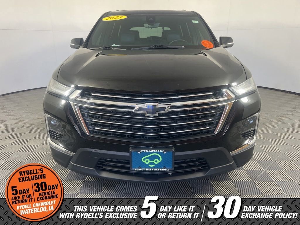 2023 Chevrolet Traverse LT Leather