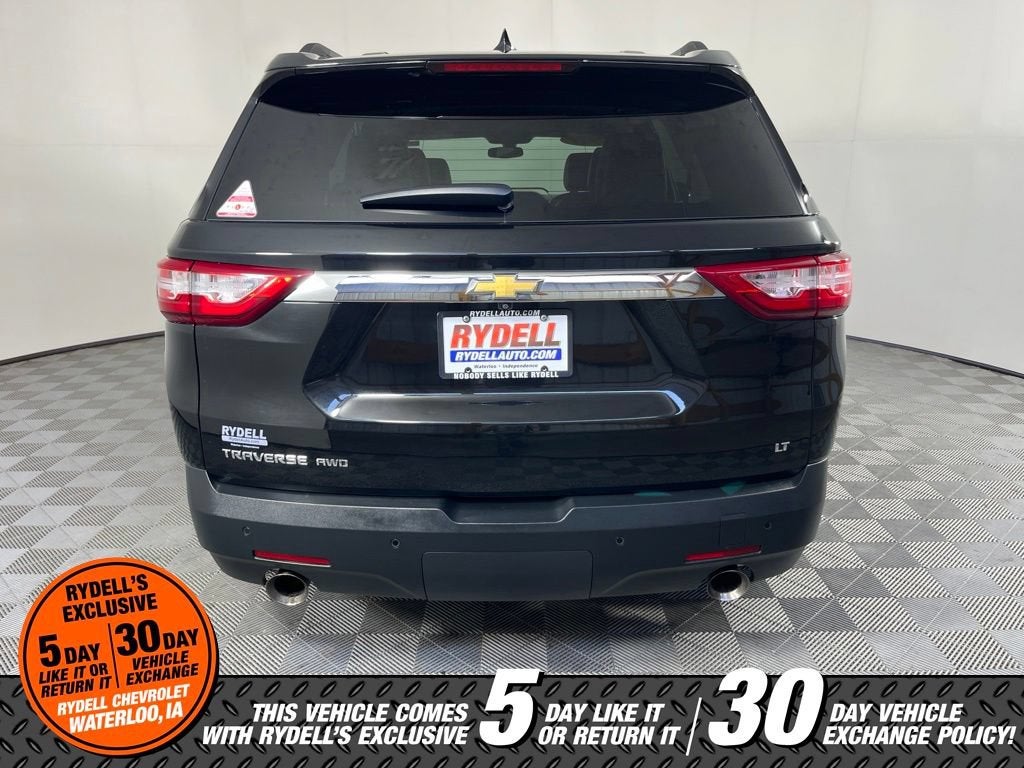 2021 Chevrolet Traverse LT Leather