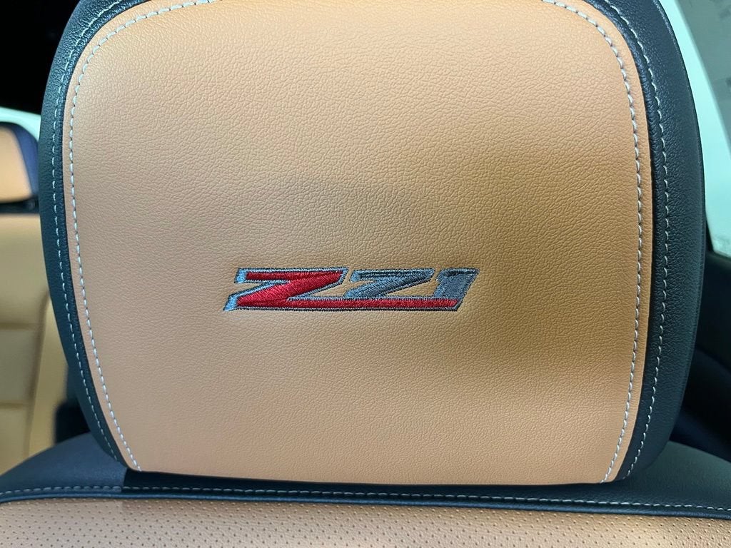 2027 Chevrolet Traverse Z71 - Photo 23