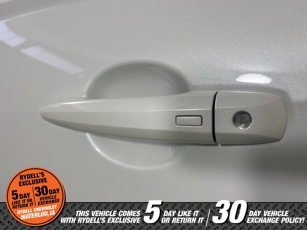 2022 Nissan Altima SR FWD