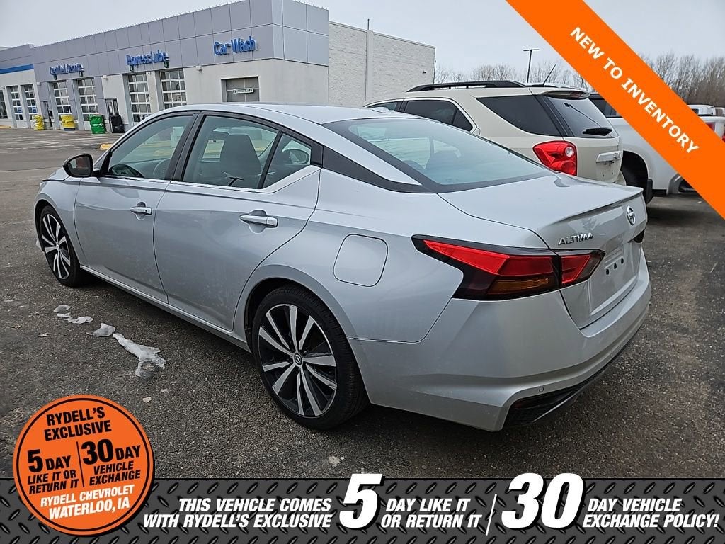 2021 Nissan Altima SR FWD