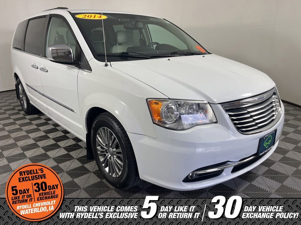 2014 Chrysler Town & Country Touring-L