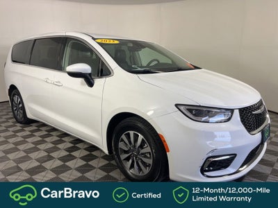 2023 Chrysler Pacifica Hybrid Touring L