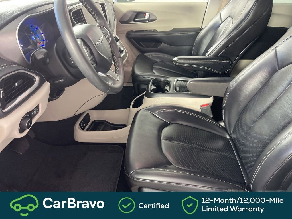 2023 Chrysler Pacifica Hybrid Touring L