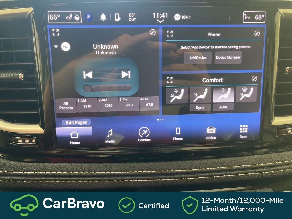 2023 Chrysler Pacifica Hybrid Touring L